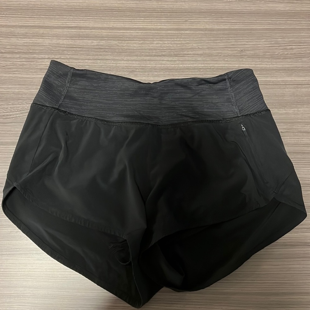 Outdoor voices Hudson short 2.5 length